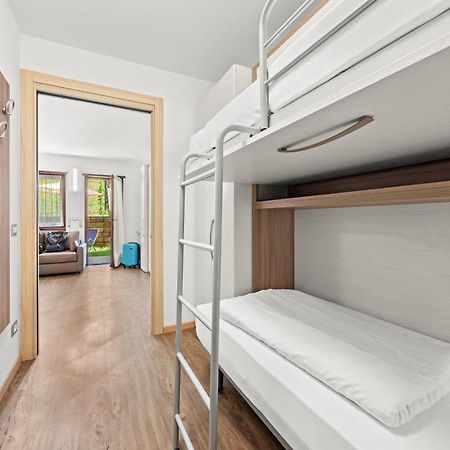 Aparthotel Des Alpes Cavalese Exteriör bild